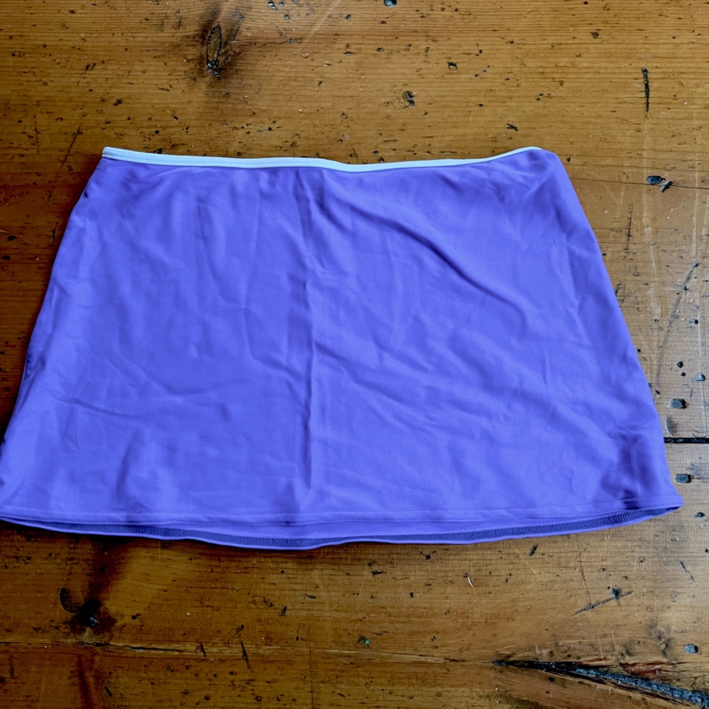 Victoria’s Secret swim skirt M purple nylon Lycra